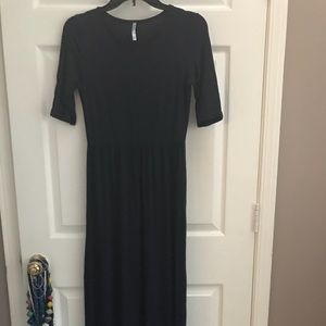 SOLD - Short sleeve maxi dress
